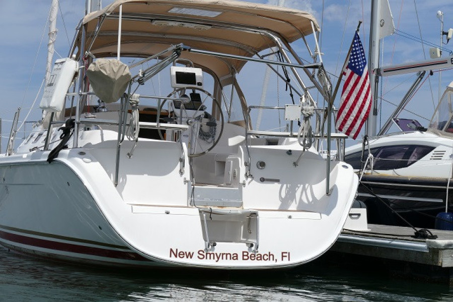 38' Marlow-Hunter swimplatform