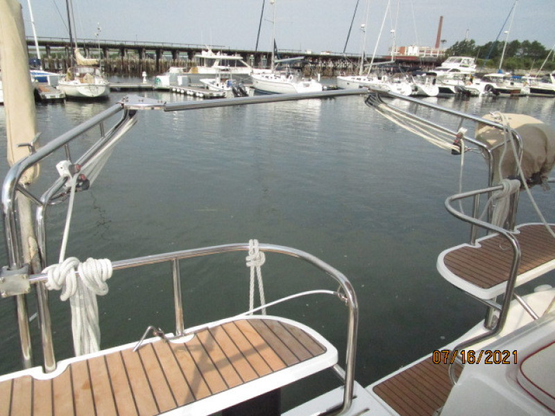 38' Marlow-Hunter tender davits
