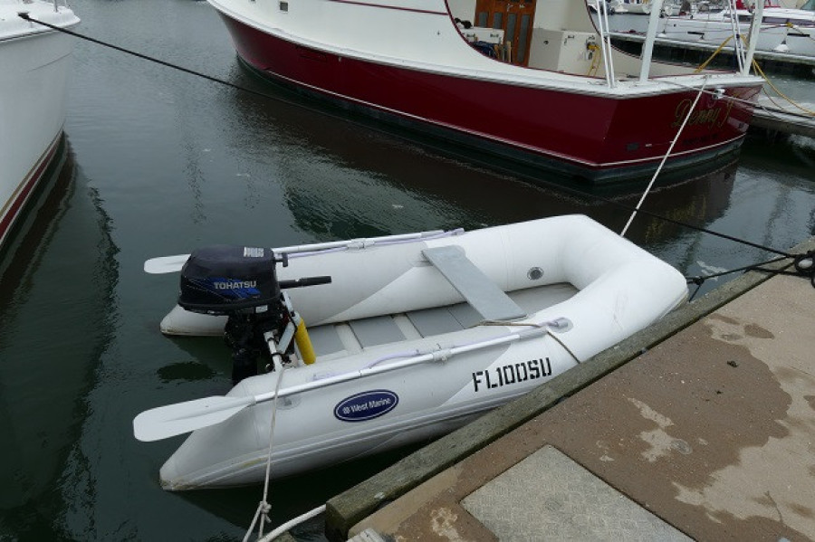 38' Marlow-Hunter tender1