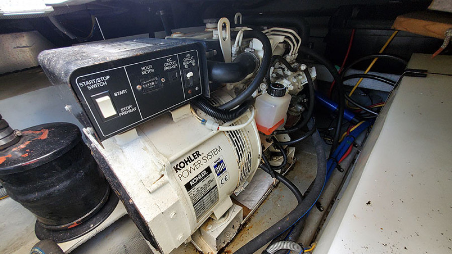 2002 Mainship 390