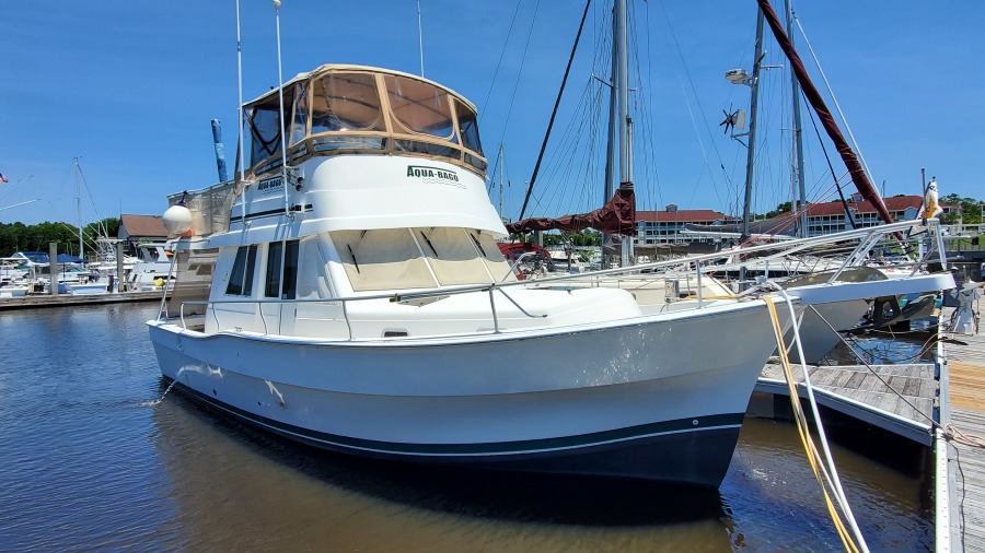 2002 Mainship 390