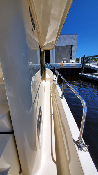 2006 Mainship 34