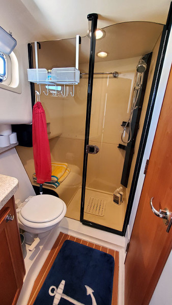 2006 Mainship 34