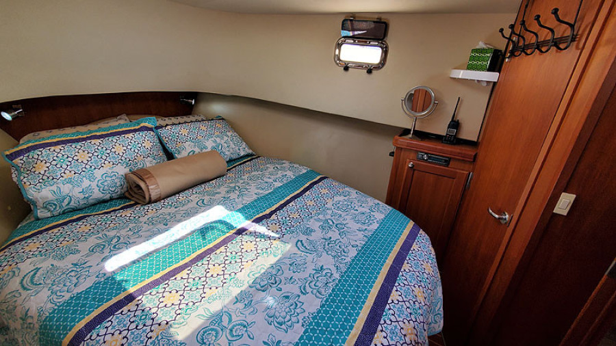 2006 Mainship 34