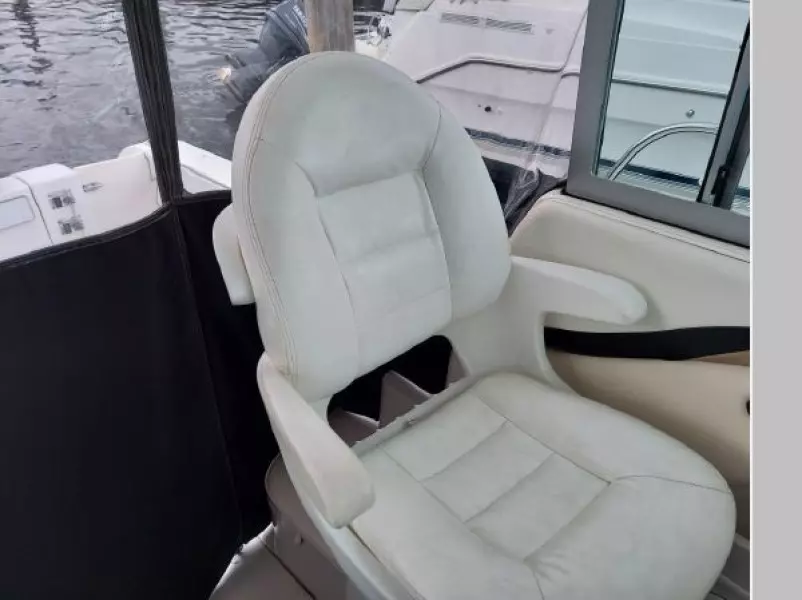 2004 Seaswirl Striper 2601