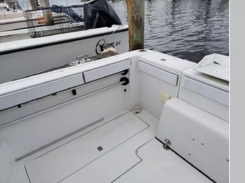 2004 Seaswirl Striper 2601