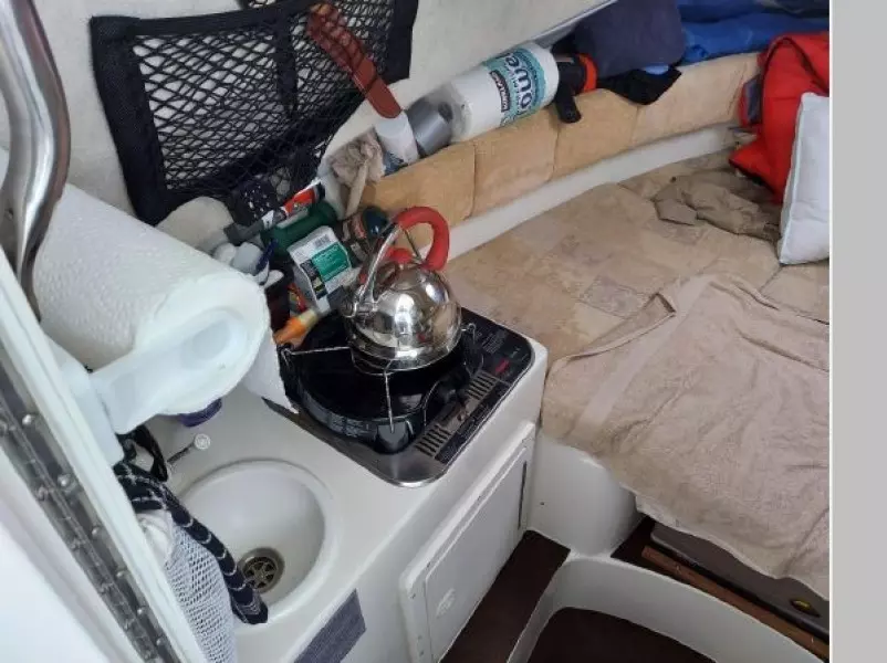 2004 Seaswirl Striper 2601