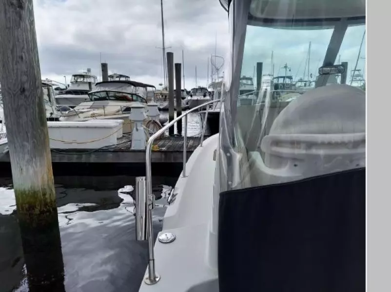 2004 Seaswirl Striper 2601