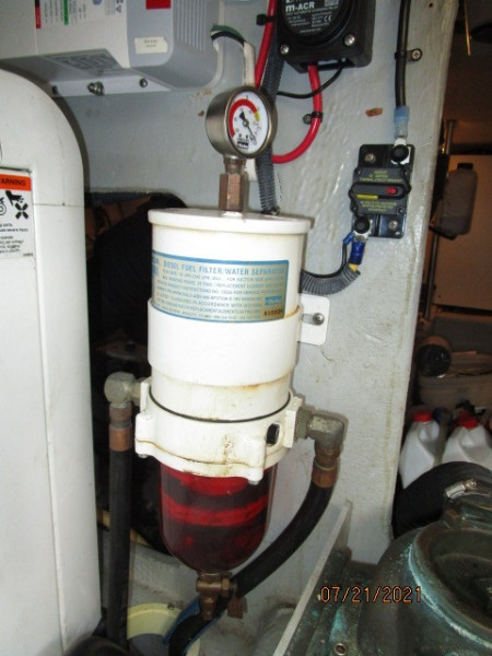 34' Mainship main engine Racor fuel filter