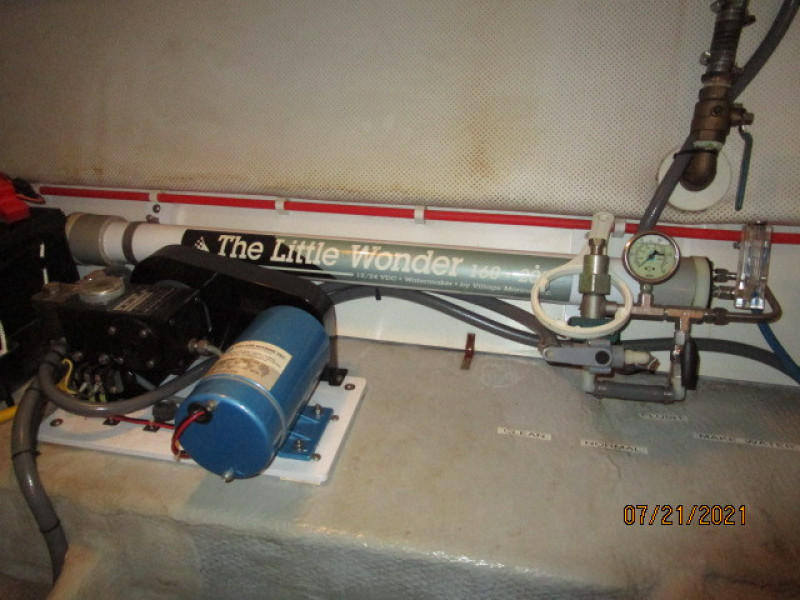 34' Mainship watermaker