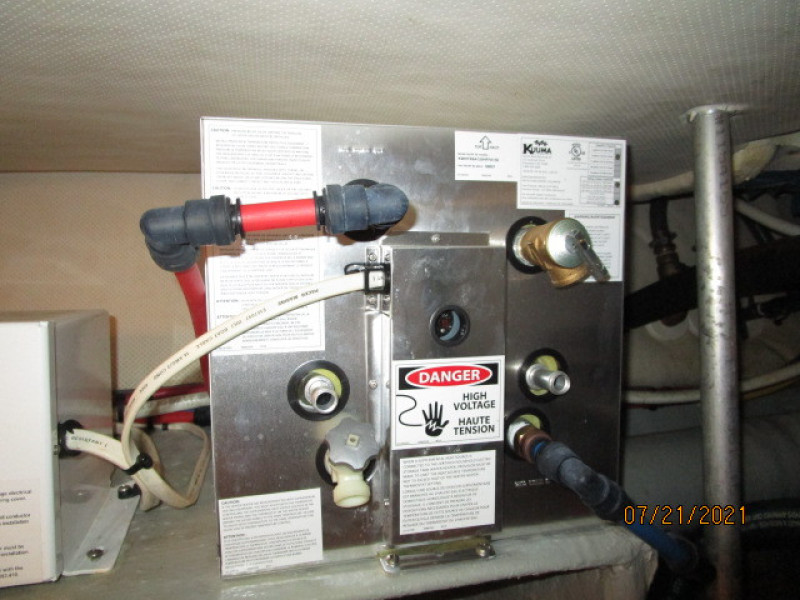 34' Mainship water heater