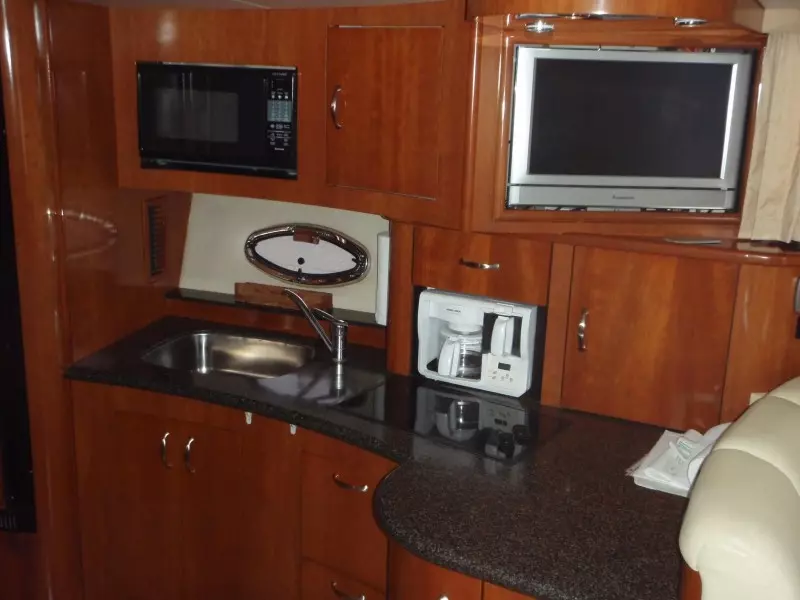 No Tan Lines 36ft Carver Yacht For Sale