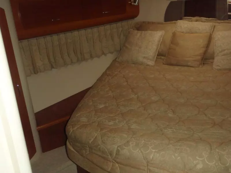 No Tan Lines 36ft Carver Yacht For Sale