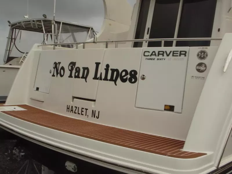 No Tan Lines 36ft Carver Yacht For Sale