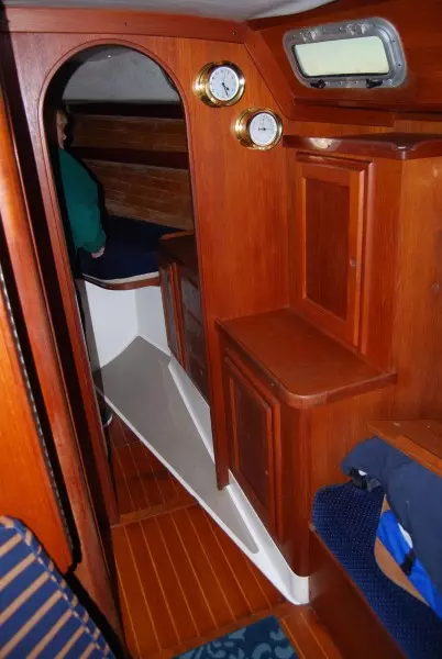 Paradigm 36ft Freedom Yacht For Sale