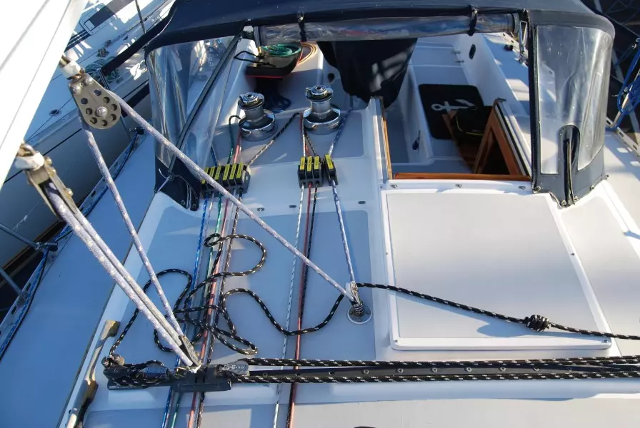 Paradigm 36ft Freedom Yacht For Sale