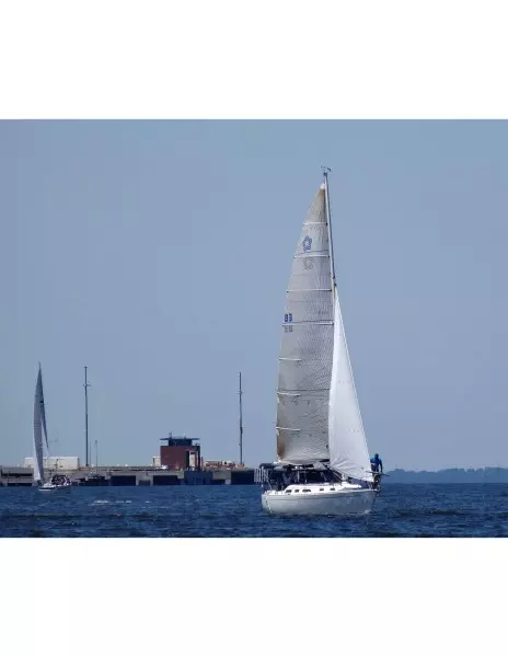 Paradigm 36ft Freedom Yacht For Sale