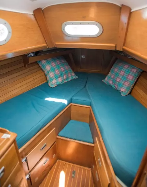 Dream Catcher 38ft Hinckley Yacht For Sale
