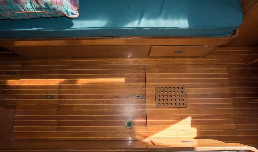 Dream Catcher 38ft Hinckley Yacht For Sale