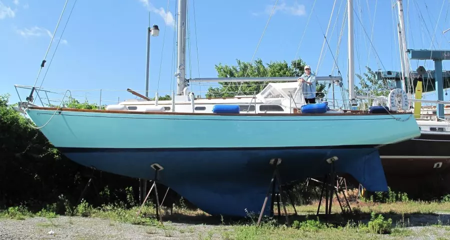 Dream Catcher 38ft Hinckley Yacht For Sale