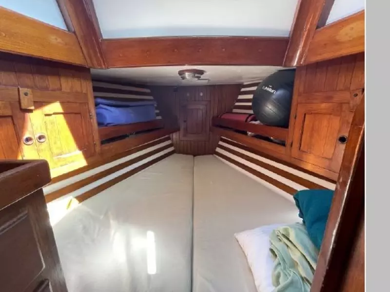 1980 Peterson Center Cockpit