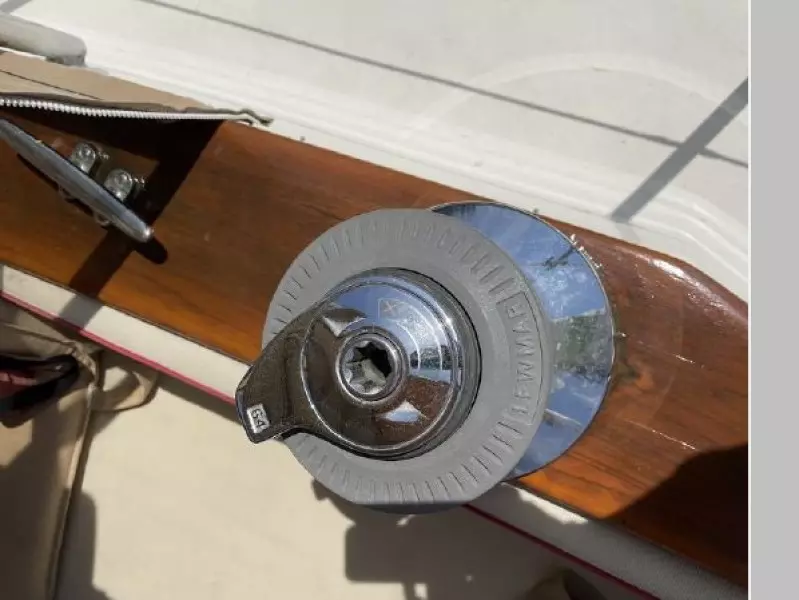 1980 Peterson Center Cockpit