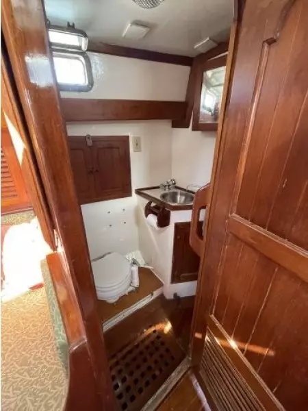 1980 Peterson Center Cockpit