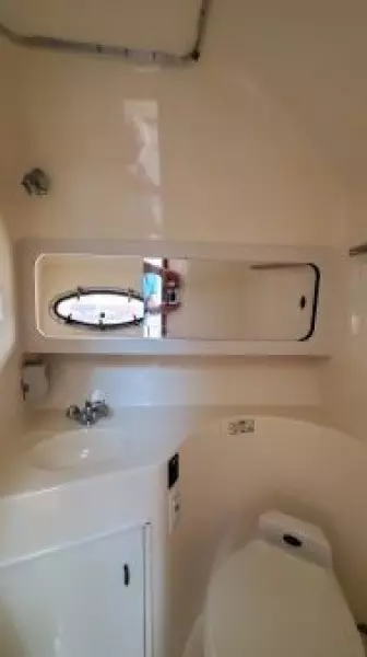 1995 Tiara Yachts 3300 Express