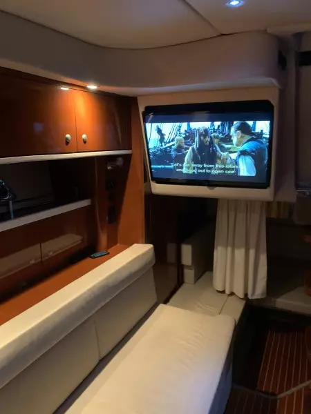 2008 Sea Ray 330 Sundancer