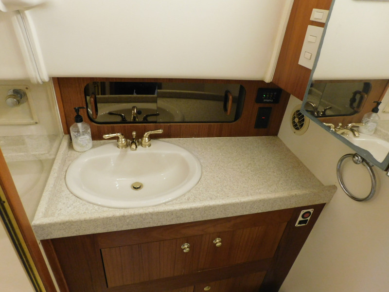 2001 Mainship 430
