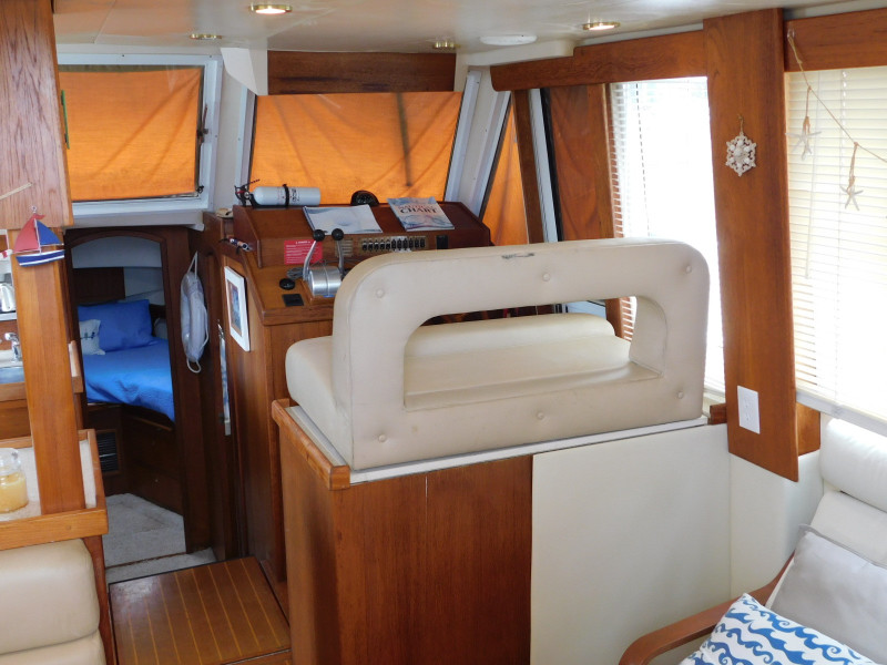 2001 Mainship 430