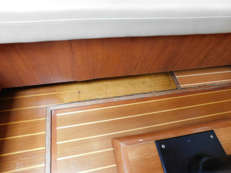 2001 Mainship 430