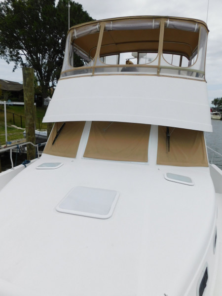 2001 Mainship 430