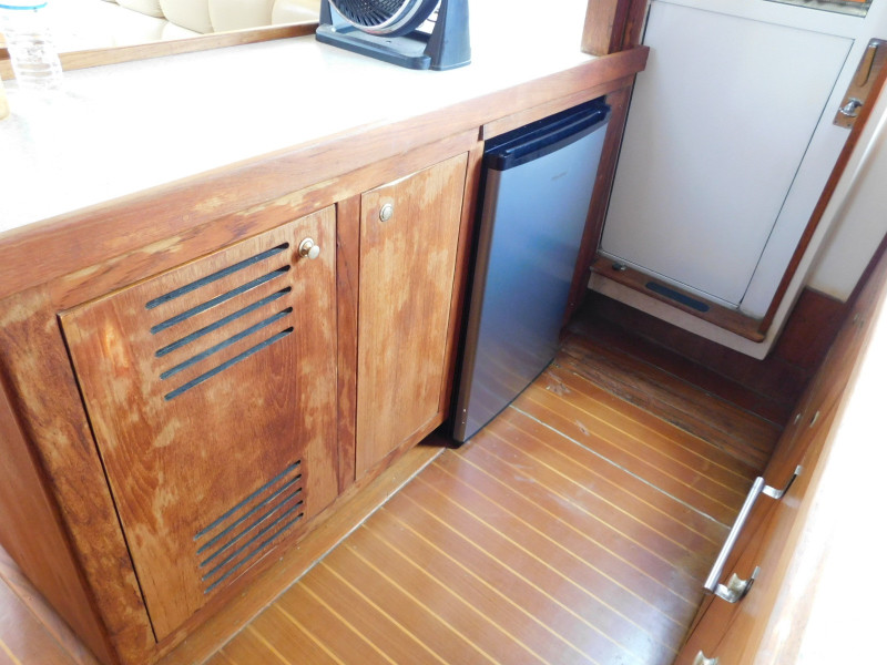 2001 Mainship 430