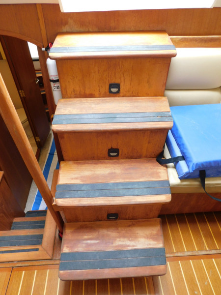 2001 Mainship 430