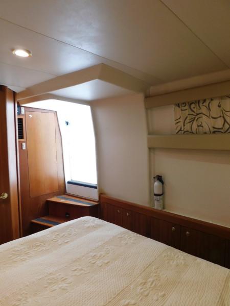 2001 Mainship 430