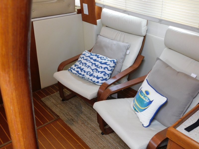 2001 Mainship 430