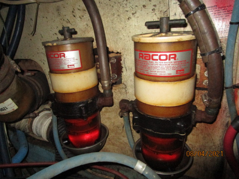 36' Sabreline Racor fuel filters