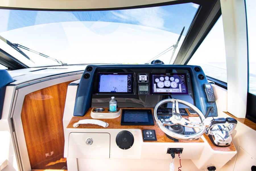 41' 2016 Intrepid 410 Evolution