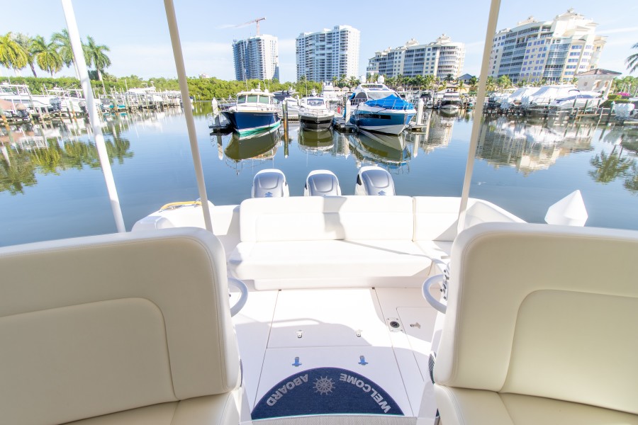 41' 2016 Intrepid 410 Evolution