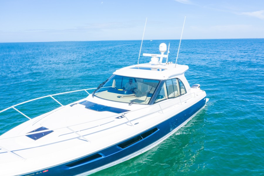 41' 2016 Intrepid 410 Evolution