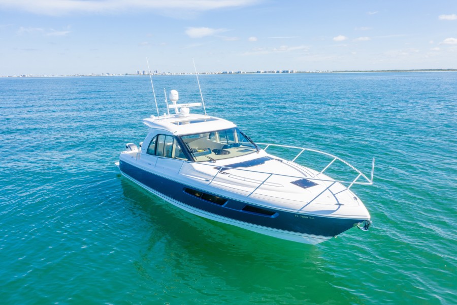 41' 2016 Intrepid 410 Evolution