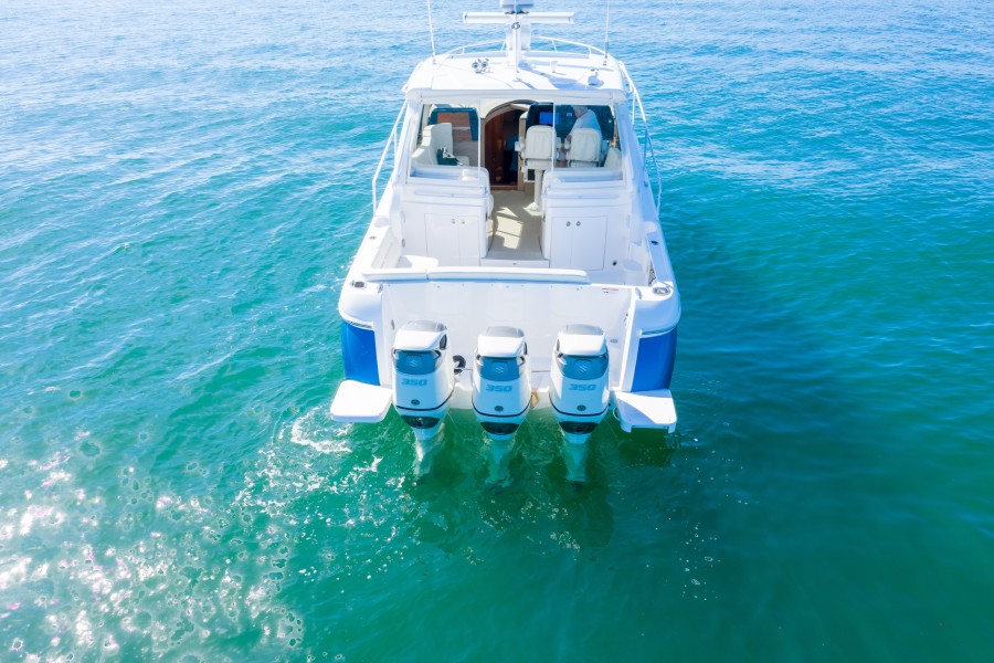 41' 2016 Intrepid 410 Evolution