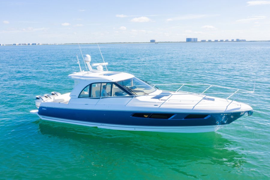 41' 2016 Intrepid 410 Evolution