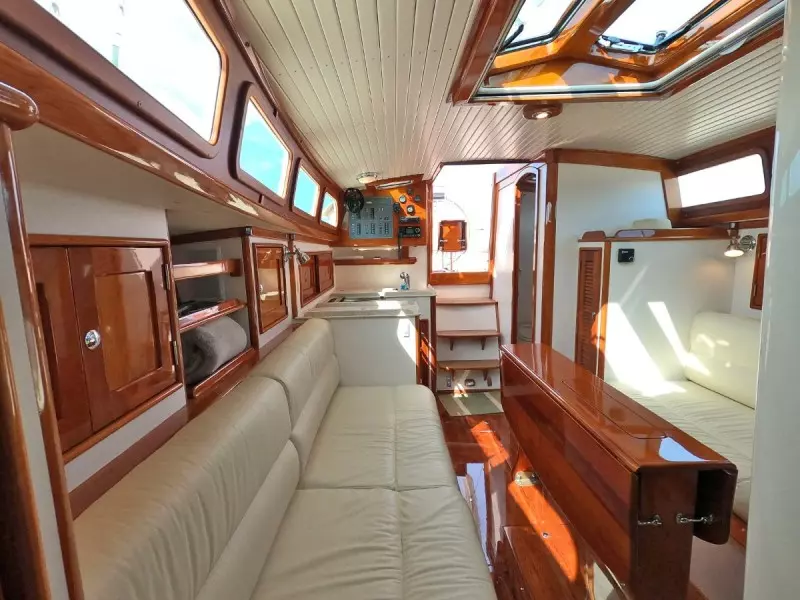 Salon, Looking Aft