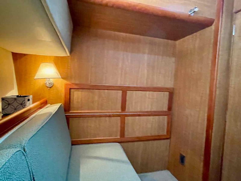 2006 Mainship 43