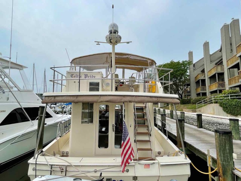 2006 Mainship 43