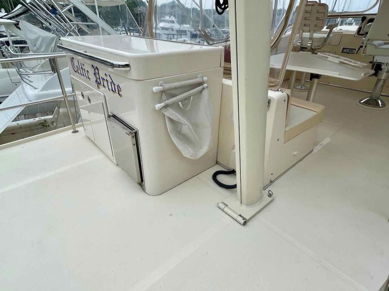 2006 Mainship 43