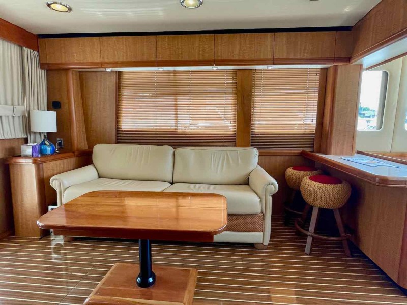 2006 Mainship 43