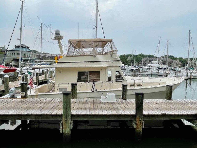 2006 Mainship 43